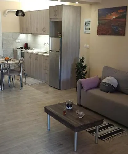 Διαμέρισμα Marathos *